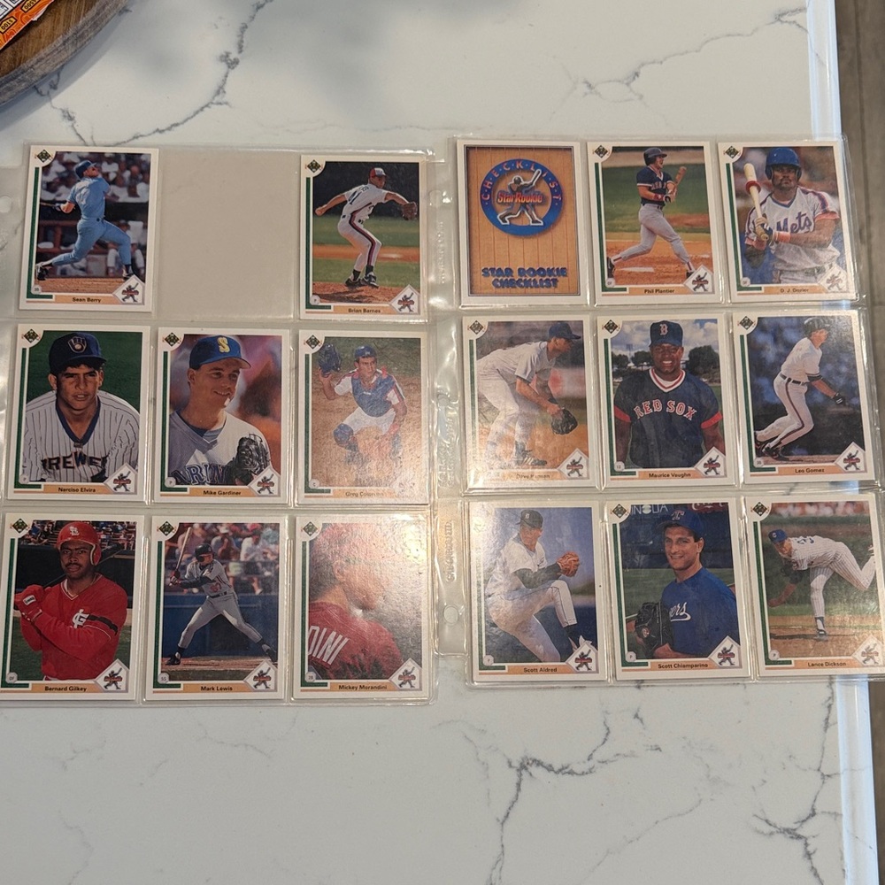 Baseball Trading Card Collection - Picture 15 of 16